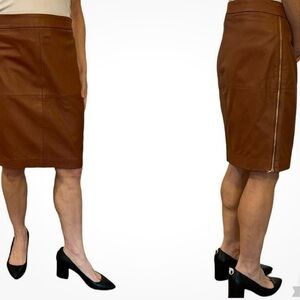 Trina Turk luggage / Saddle brown leather skirt